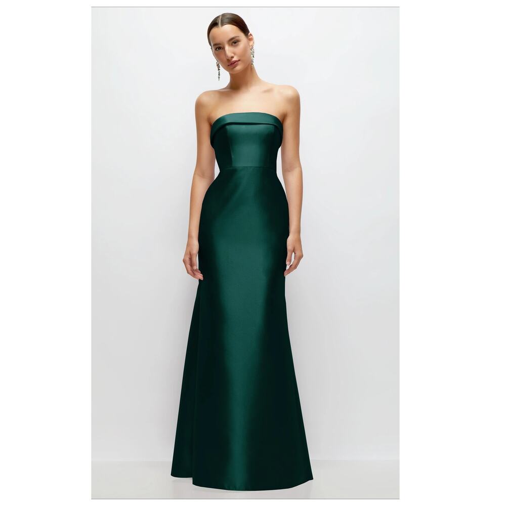 NEW Alfred Sung Strapless Satin Trumpet Gown Size 4